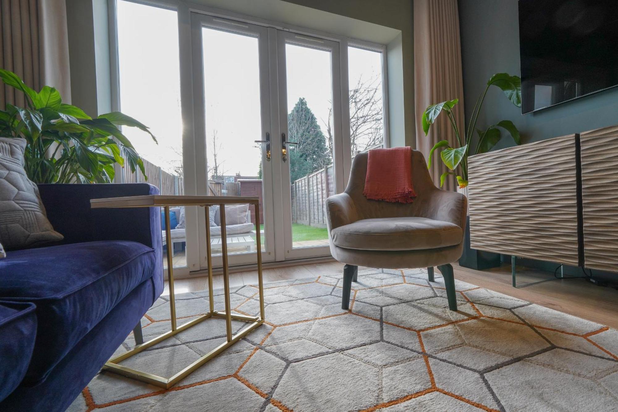 Castle Townhouse Kenilworth - Private Parking - 24 Hr Gym Access - Town Centre Leilighet Rom bilde